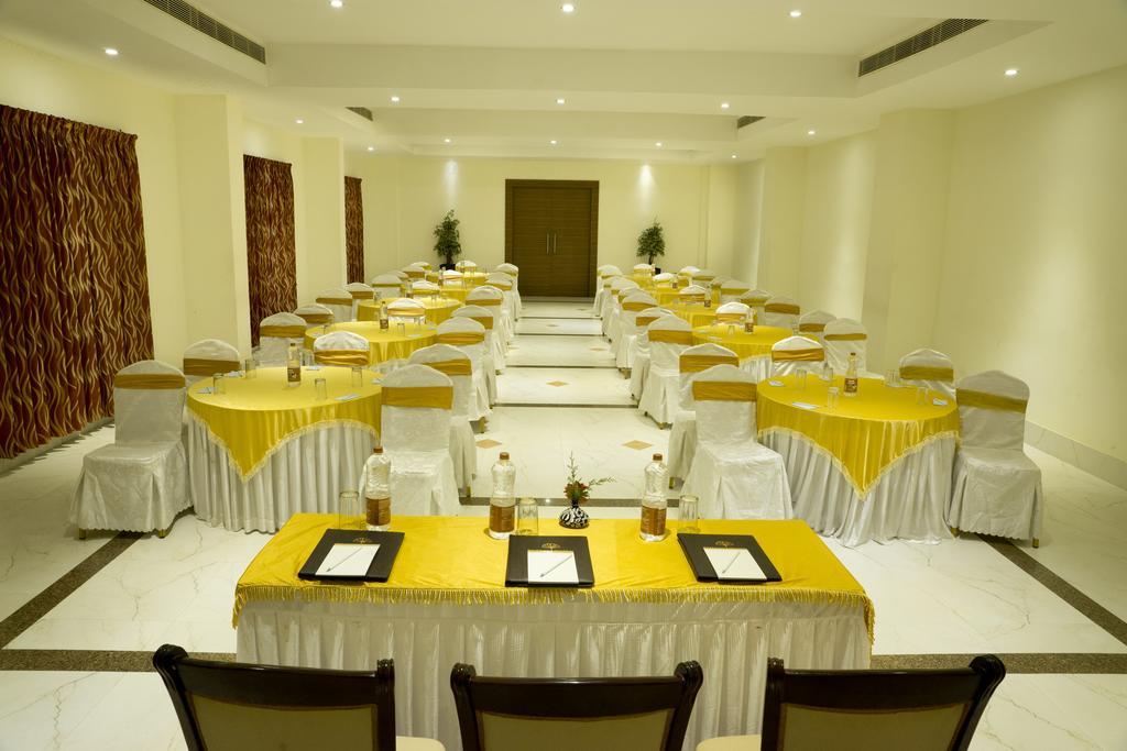 Poppys Hotel Madurai Dış mekan fotoğraf