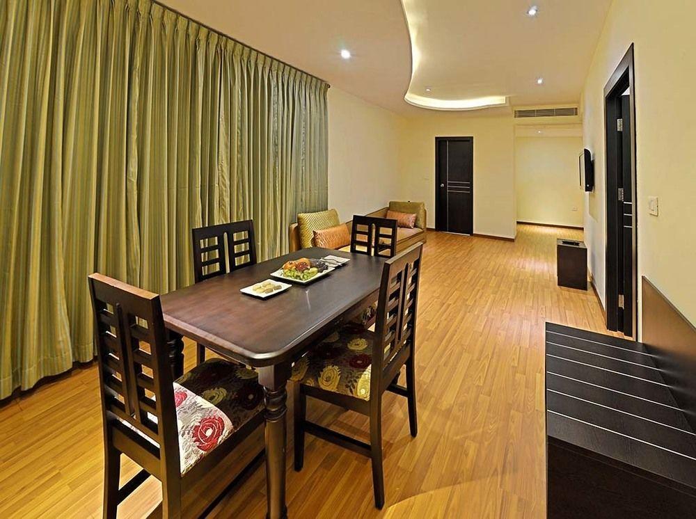 Poppys Hotel Madurai Dış mekan fotoğraf